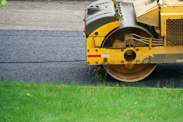 Best Driveway Paving Contractor  in Ravenna, OH